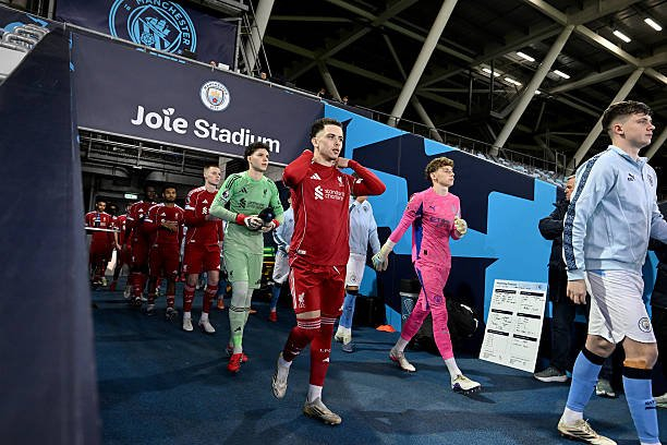 丹恩斯复出半小时伤退 U21遭遇2026首败 恩迪亚耶