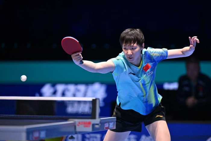 王曼昱迎战日本削球名将桥本帆乃香 女单八强巅