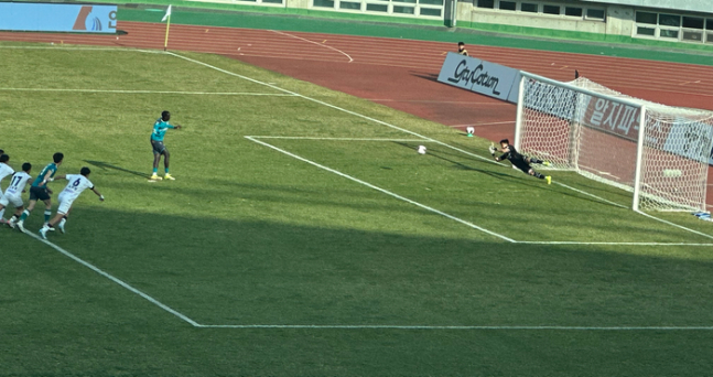 p韩国足球联赛与海外联赛焦点战：安养阻击首尔